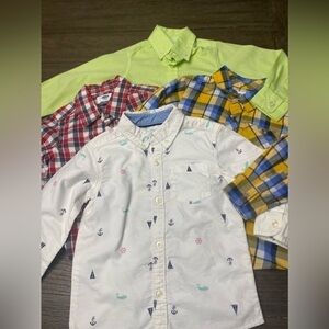 Bundle of 4 Old Navy, Carter, wrangler , design button up dress shirts 3T